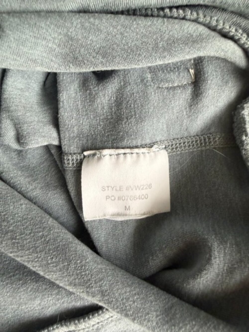 Vuori Halo Essential Hoodie DreamKnit Blue Gray Heather Medium - Picture 2 of 2